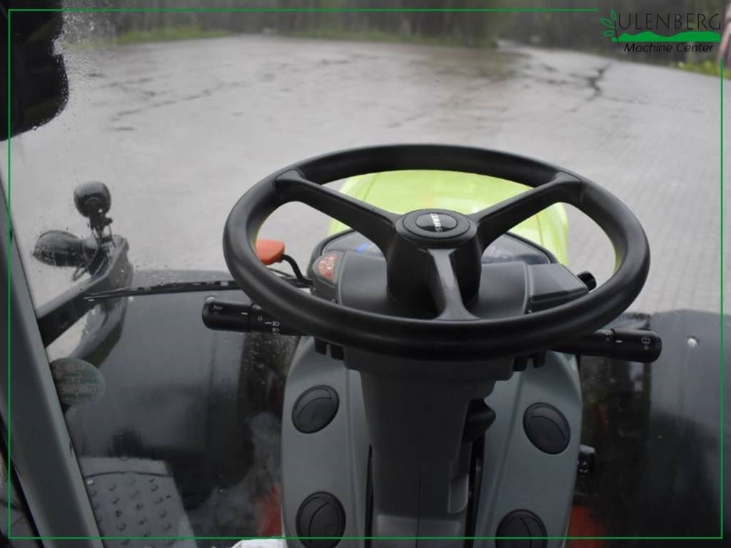 Tractor Claas AXION 850