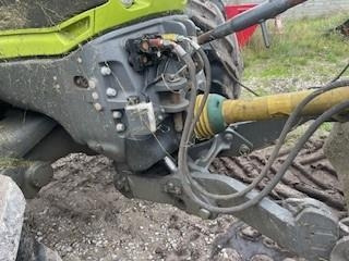 Tractor Claas AXION 870 CMATIC