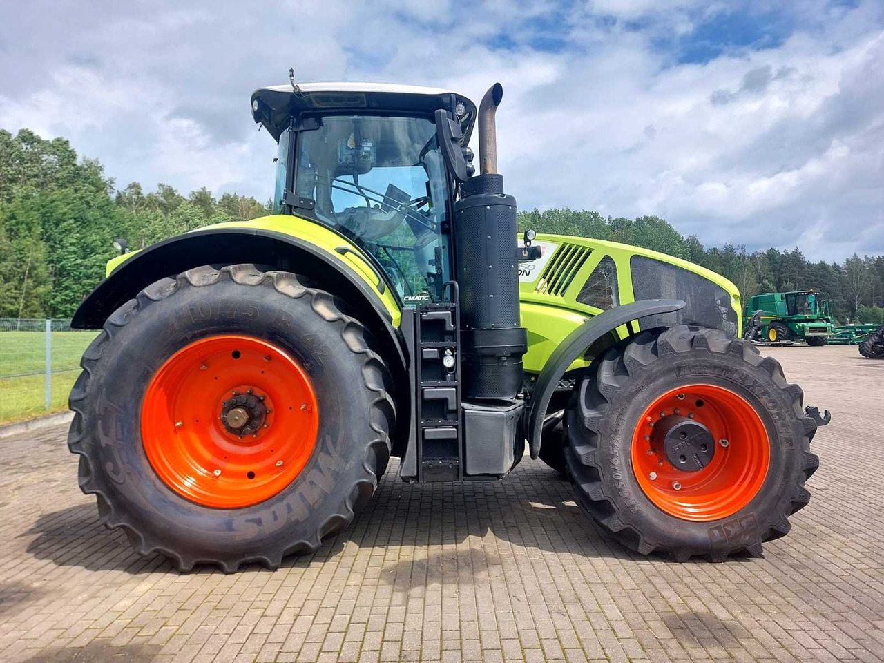 Tractor Claas AXION 950