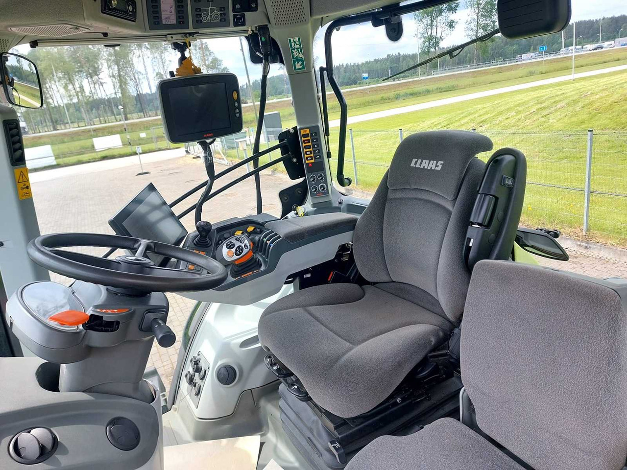 Tractor Claas AXION 950