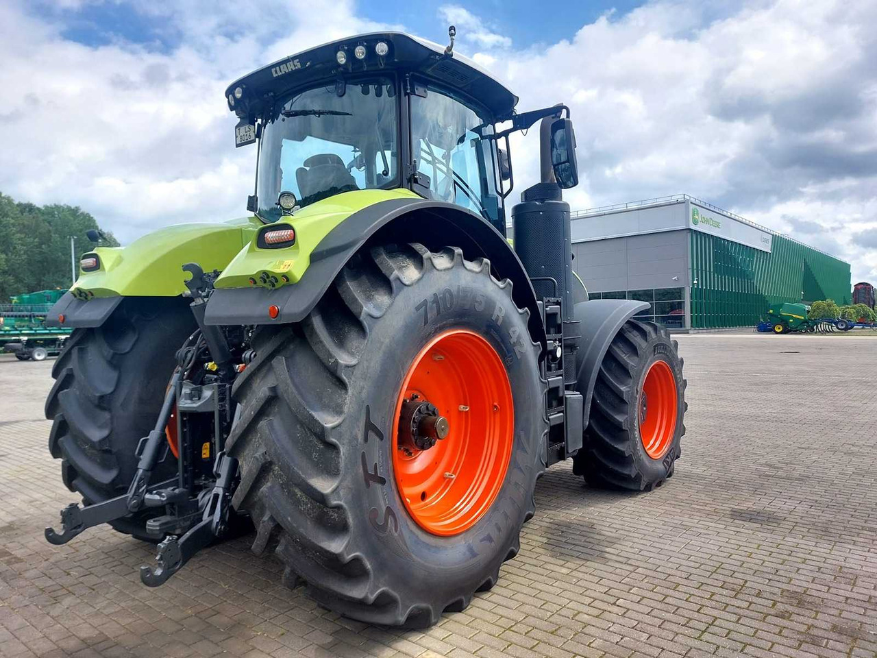 Tractor Claas AXION 950