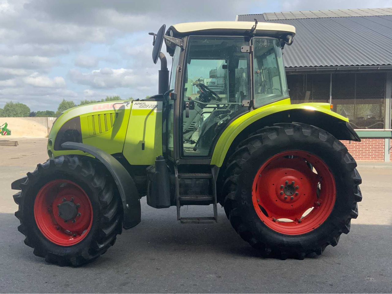 Tractor Claas Ares 557 ATZ