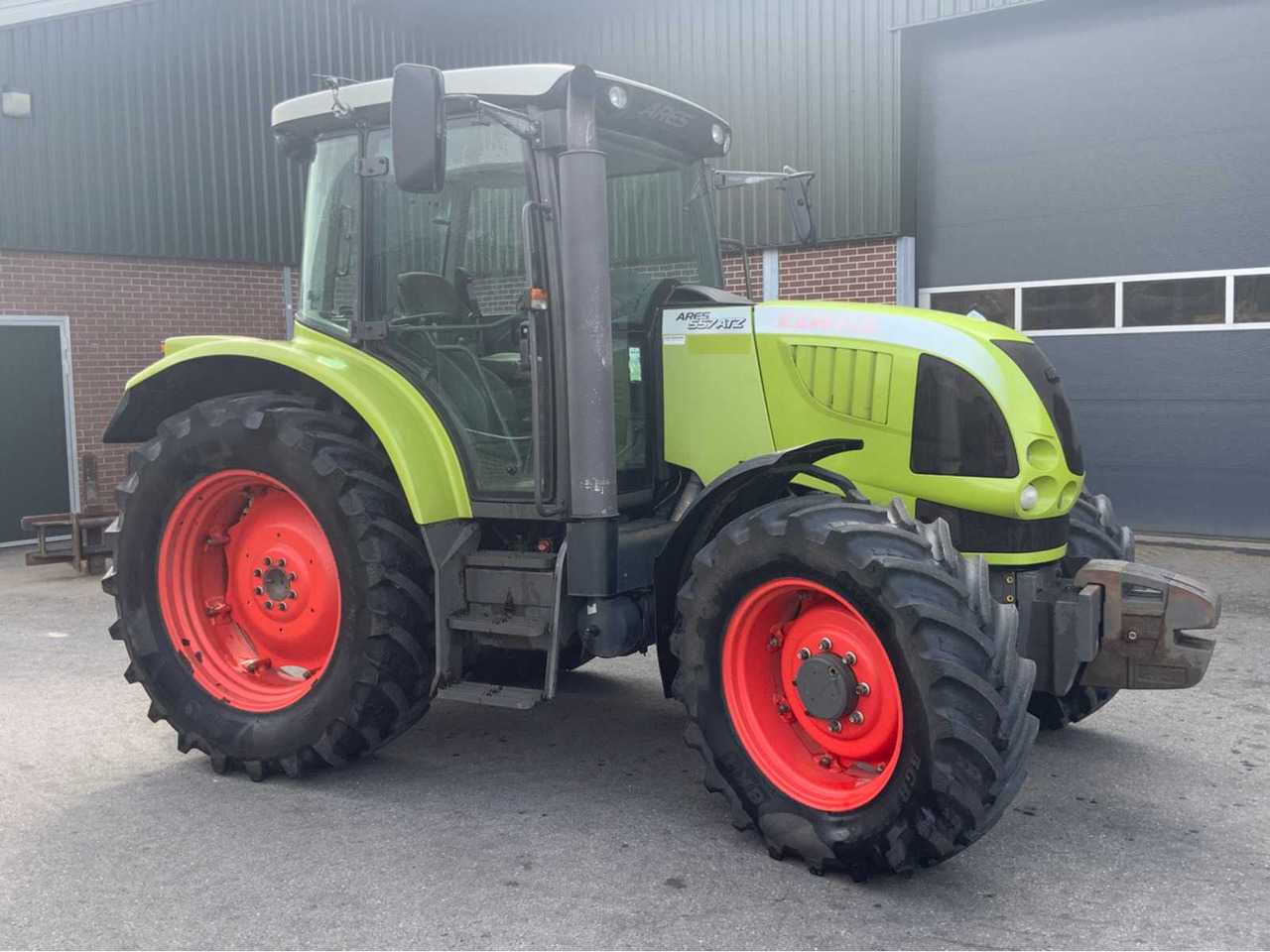 Tractor Claas Ares 557 ATZ