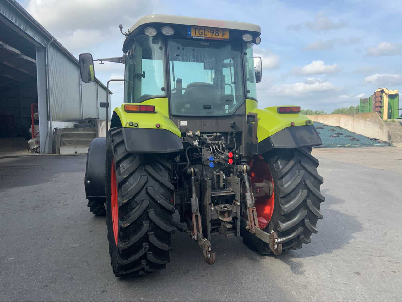 Tractor Claas Ares 557 ATZ