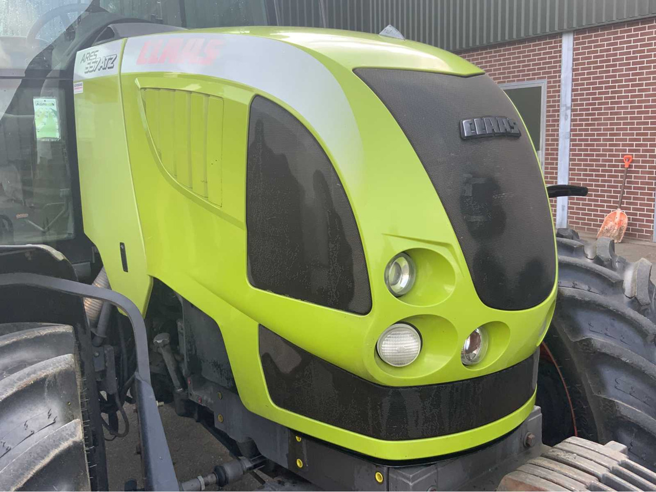 Tractor Claas Ares 557 ATZ
