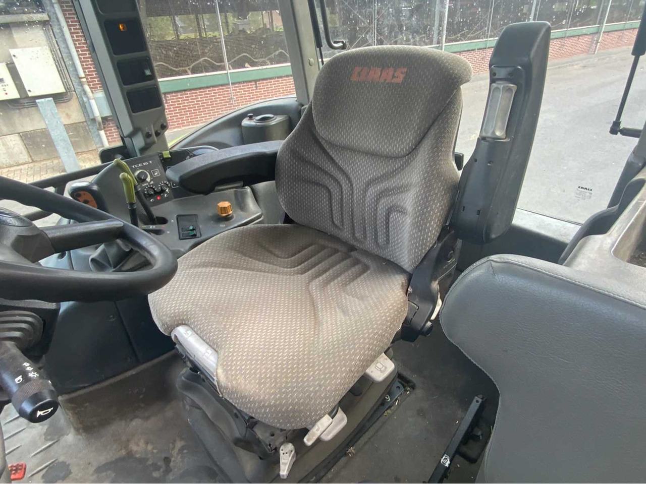 Tractor Claas Ares 557 ATZ