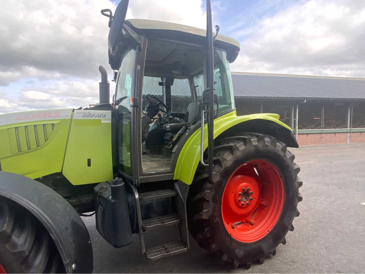 Tractor Claas Ares 557 ATZ