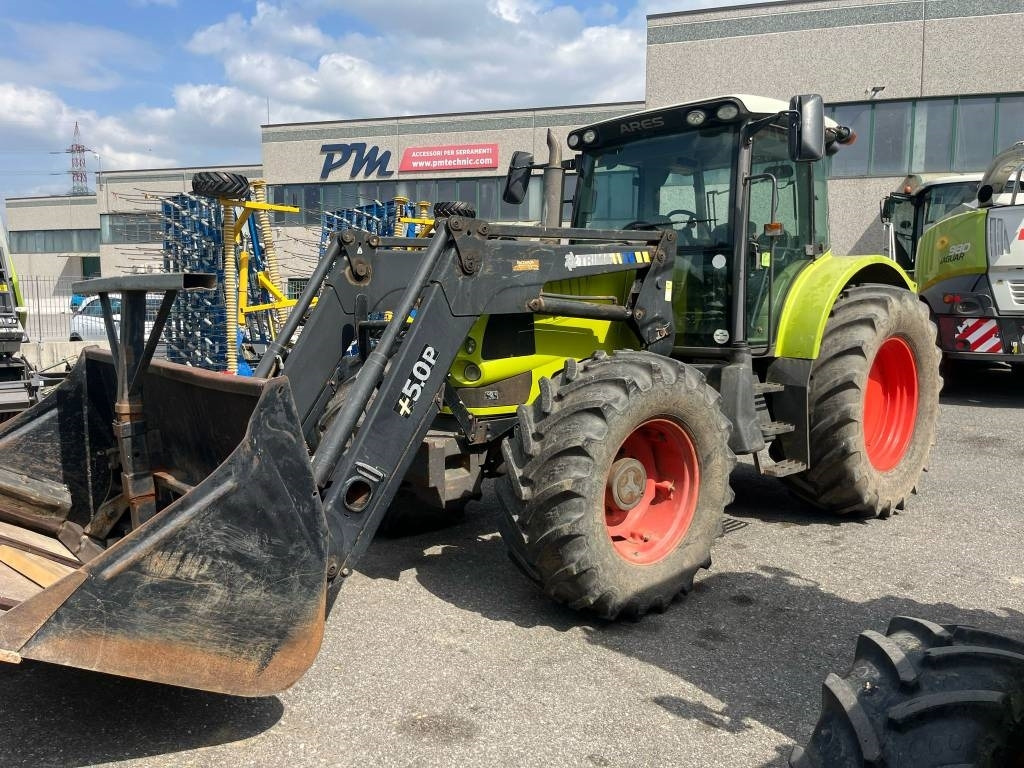 Tractor Claas Ares 697
