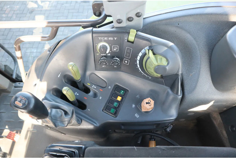 Tractor Claas Ares 697 | FRONT LOADER | WITH REGISTRATION