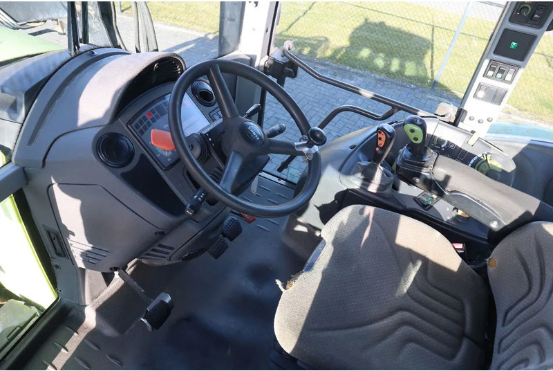 Tractor Claas Ares 697 | FRONT LOADER | WITH REGISTRATION