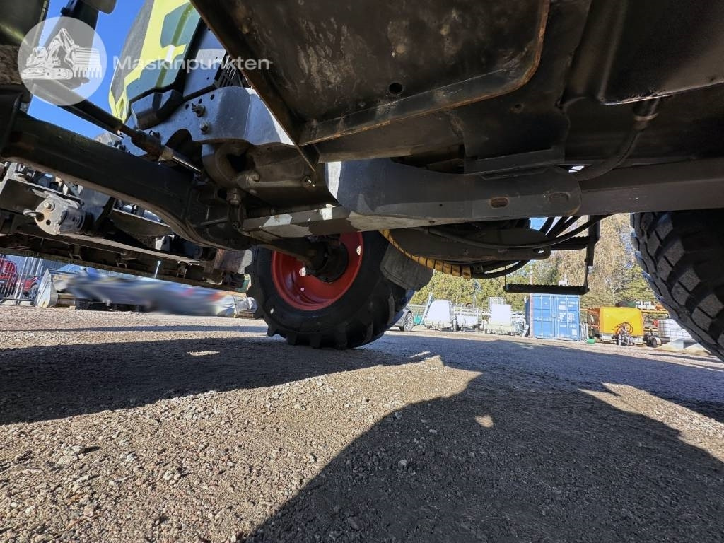 Tractor Claas Arion 410