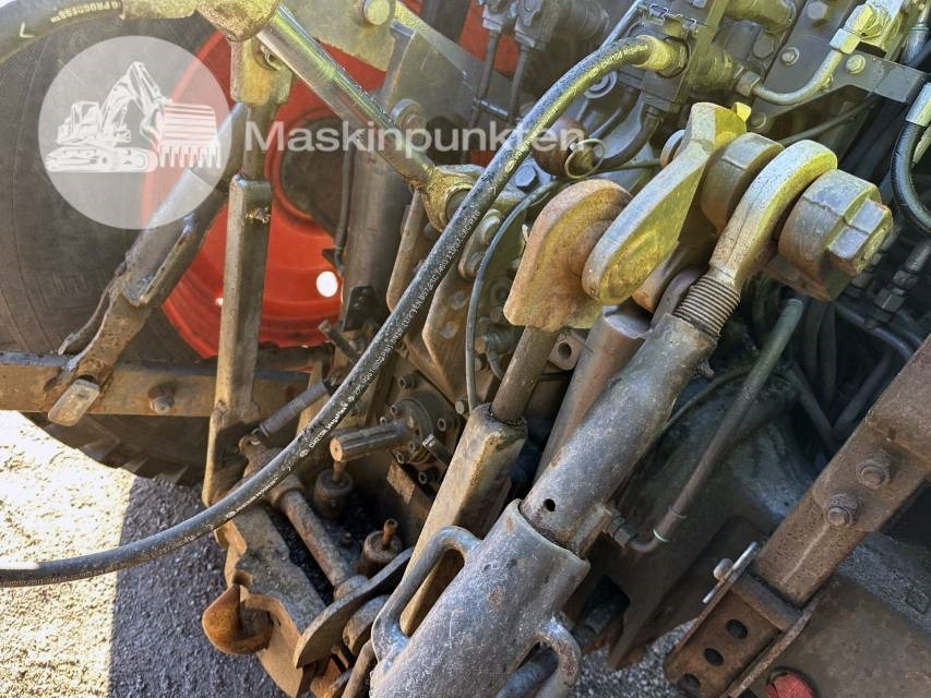 Tractor Claas Arion 410