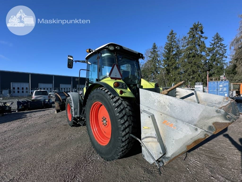 Tractor Claas Arion 410