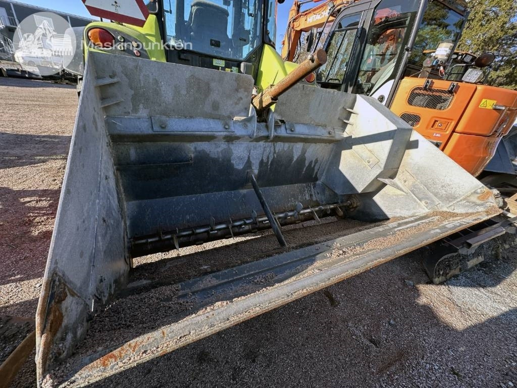 Tractor Claas Arion 410