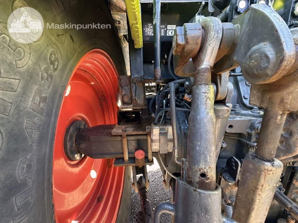 Tractor Claas Arion 410