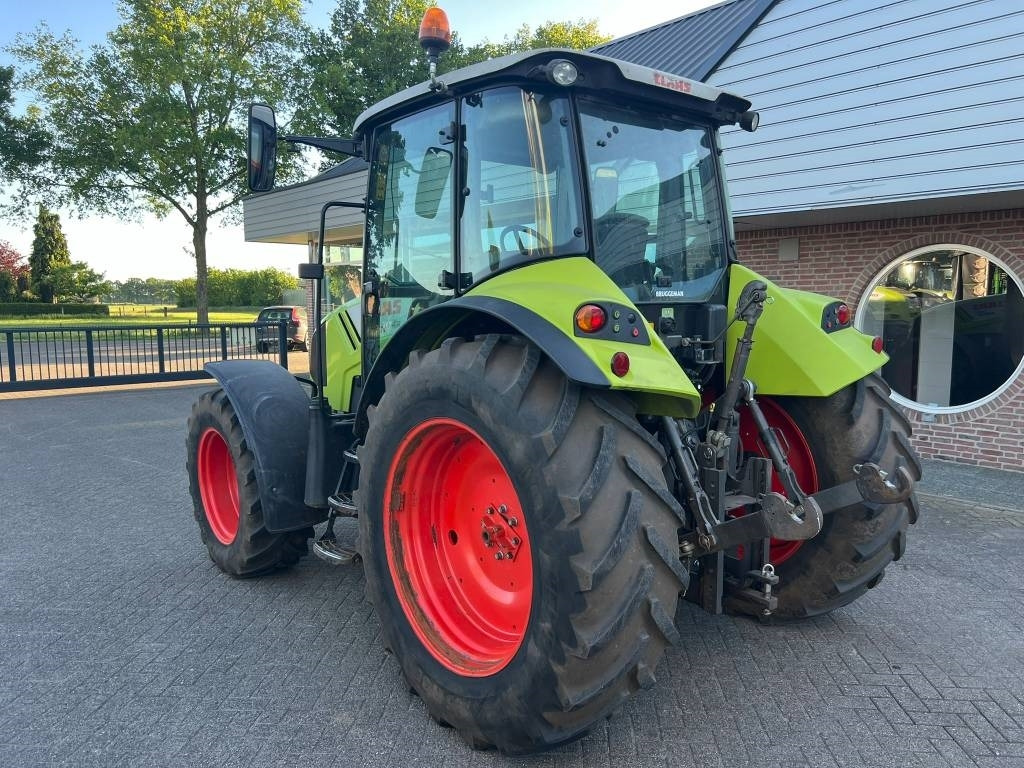 Tractor Claas Arion 410