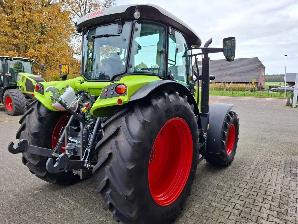 Tractor Claas Arion 410