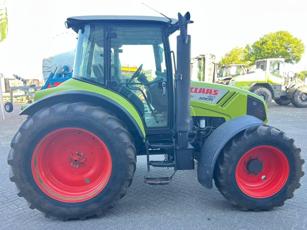 Tractor Claas Arion 410