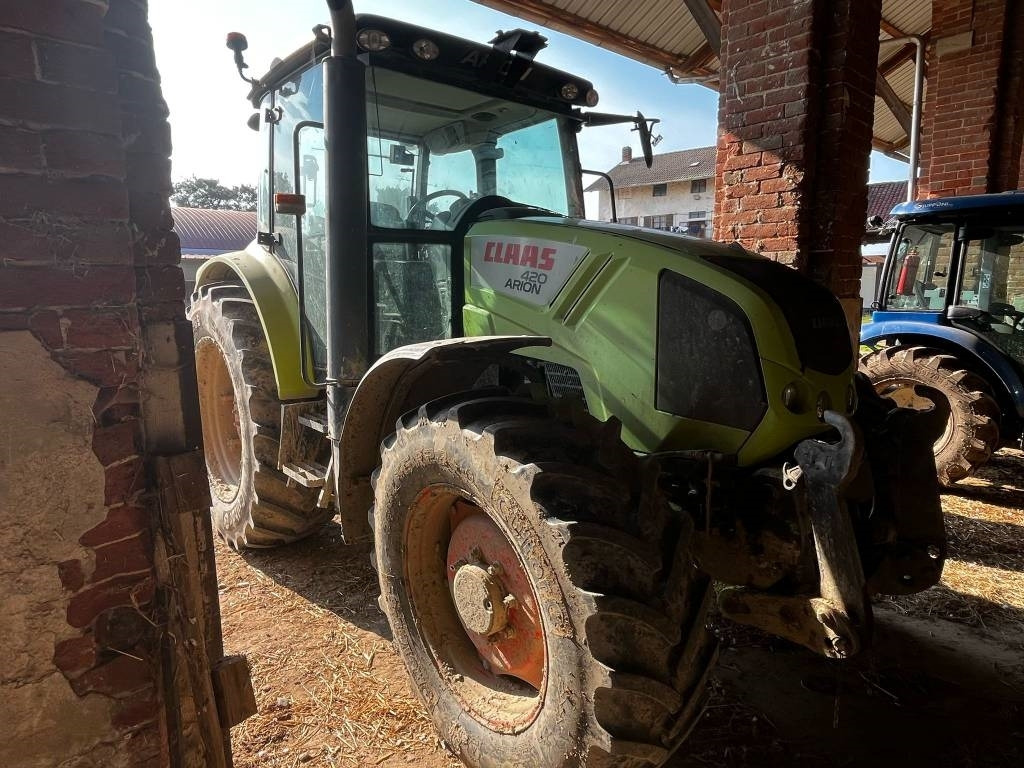 Tractor Claas Arion 420