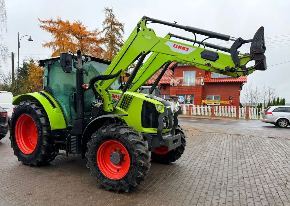 Tractor Claas Arion 420