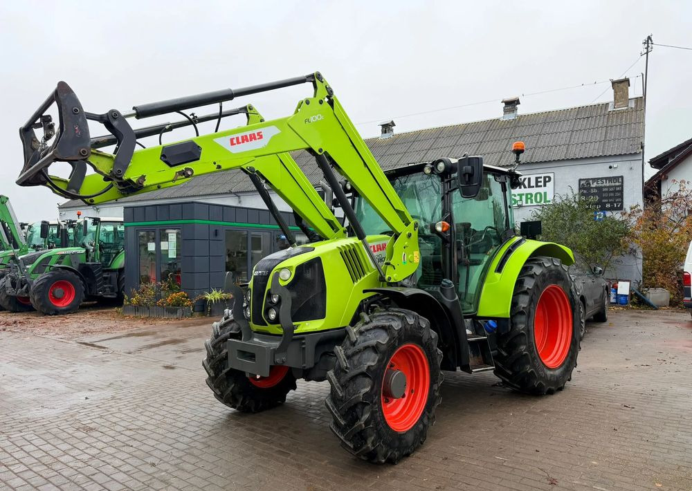 Tractor Claas Arion 420