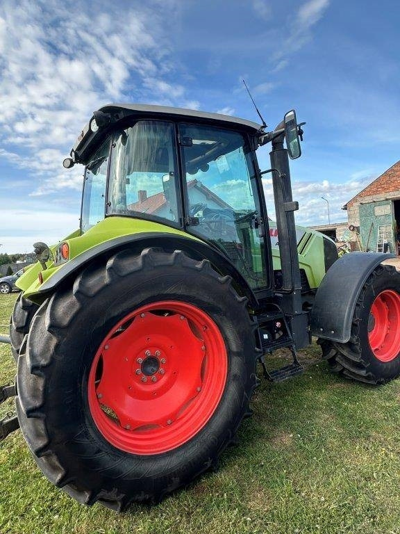 Tractor Claas Arion 430