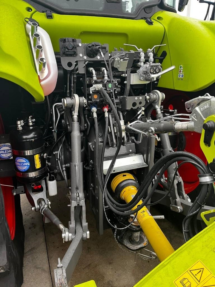 Tractor Claas Arion 430