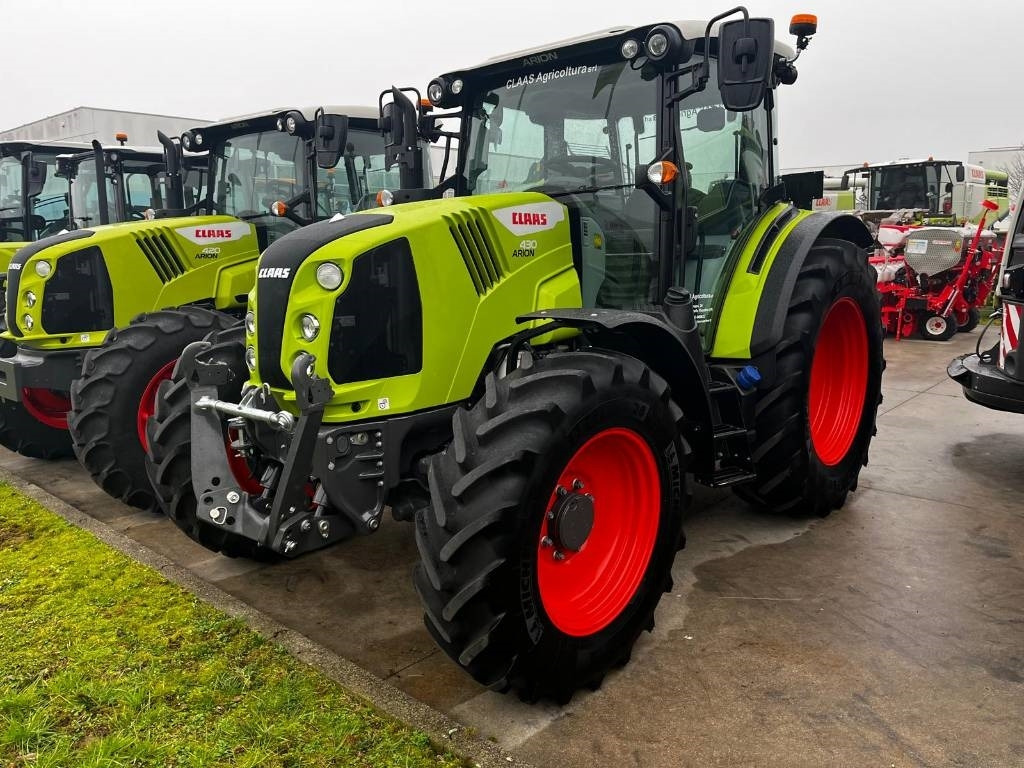 Tractor Claas Arion 430