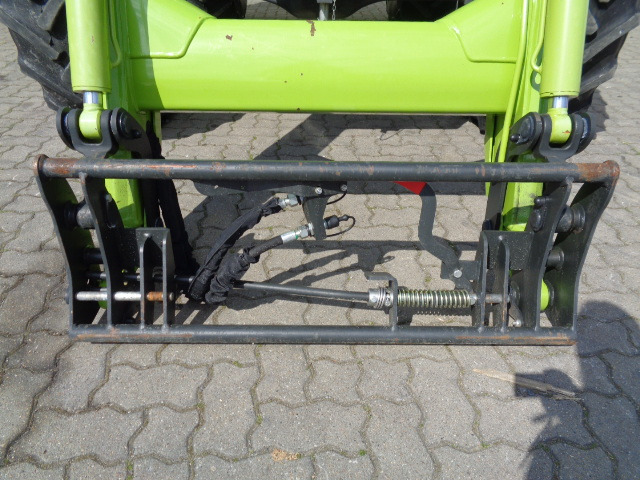 Tractor Claas Arion 430