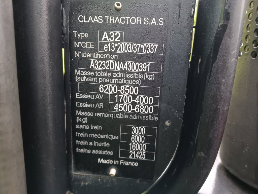 Tractor Claas Arion 440