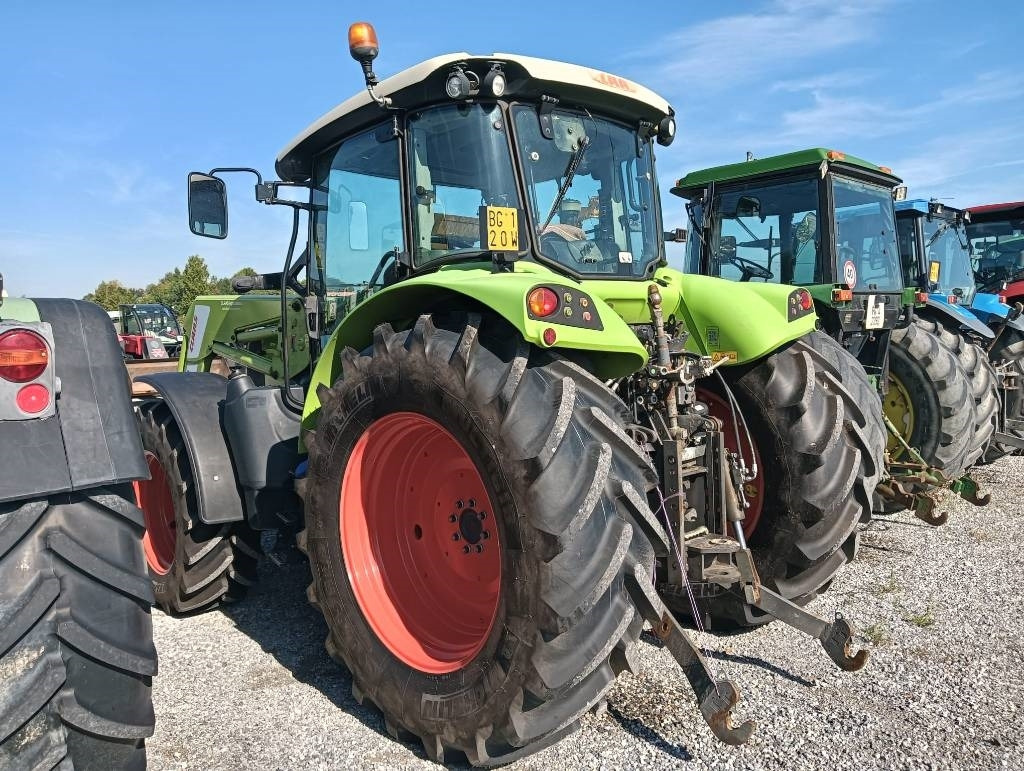 Tractor Claas Arion 460