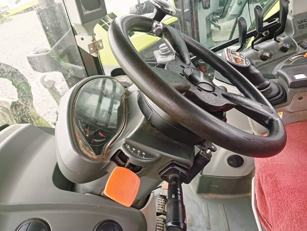 Tractor Claas Arion 460