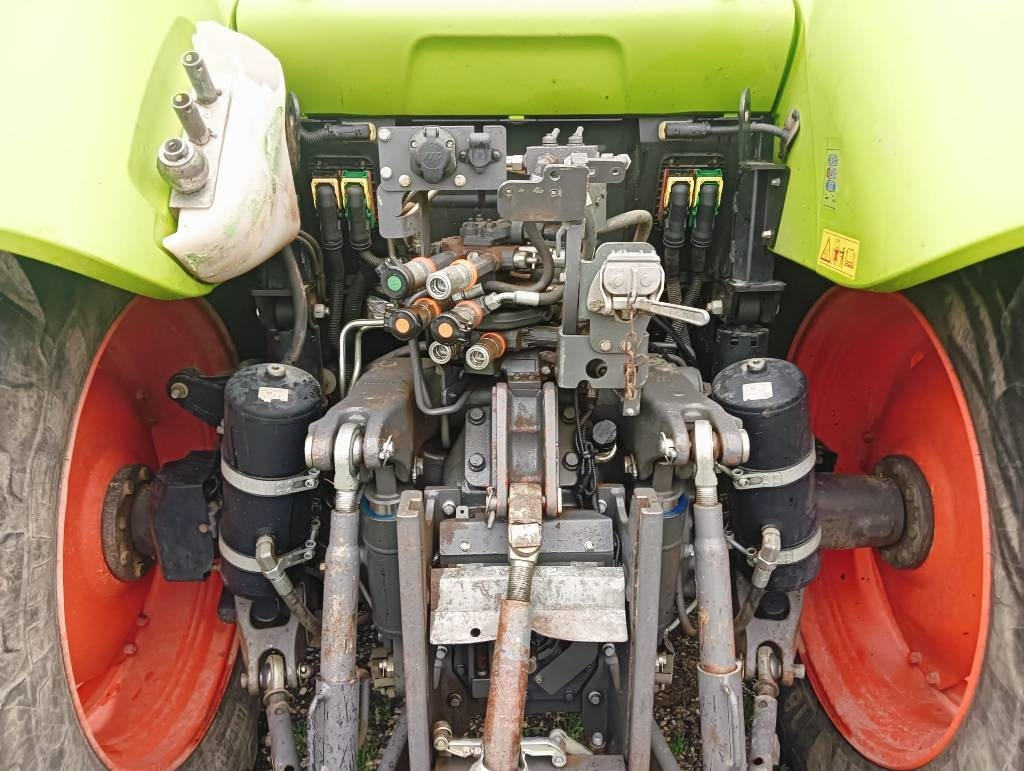 Tractor Claas Arion 460