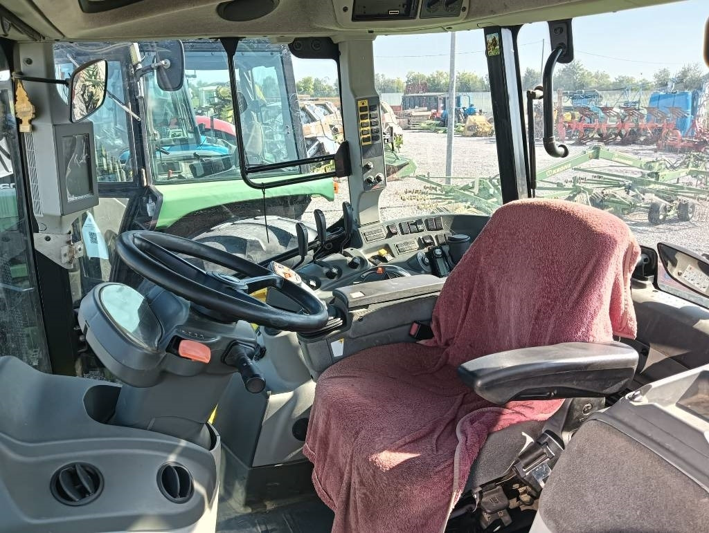 Tractor Claas Arion 460