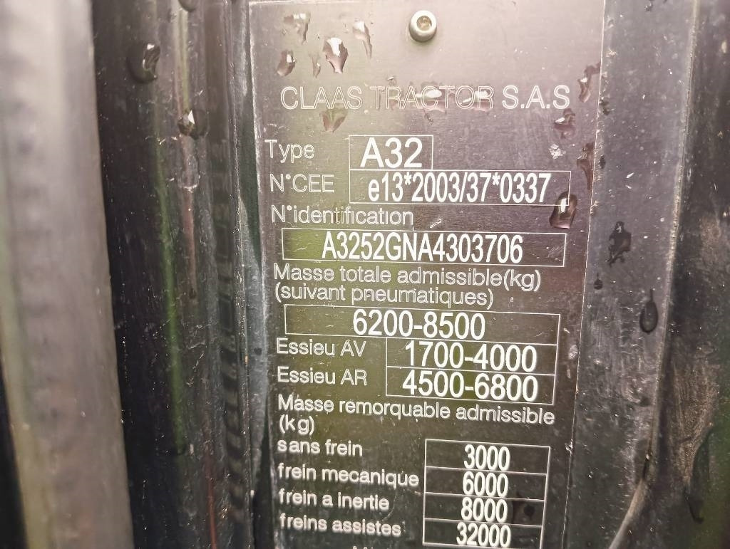 Tractor Claas Arion 460