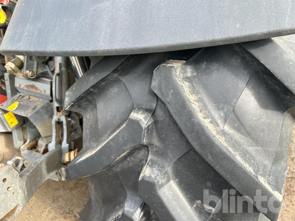 Tractor Claas Arion 460