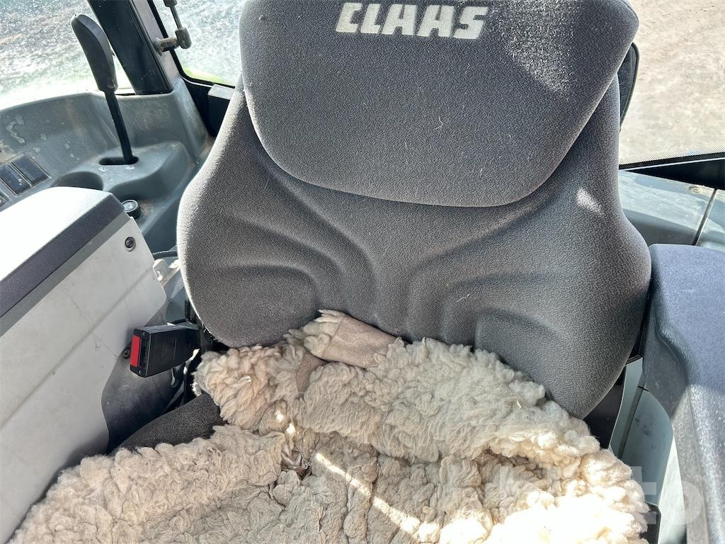 Tractor Claas Arion 460