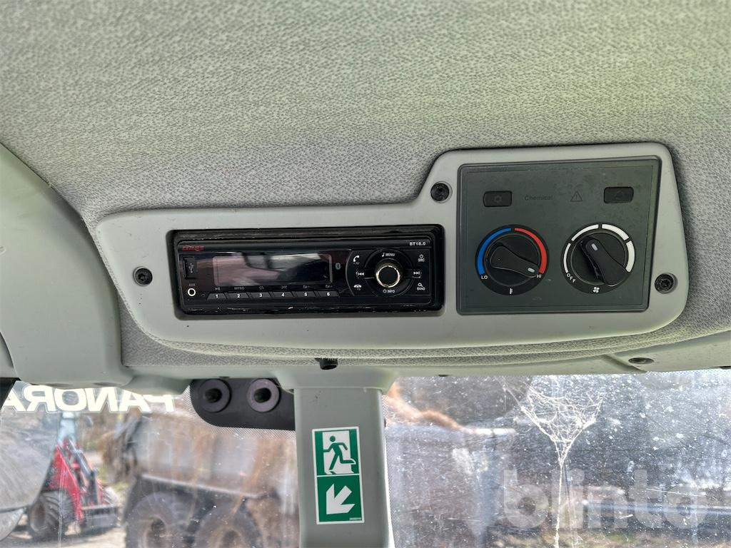 Tractor Claas Arion 460