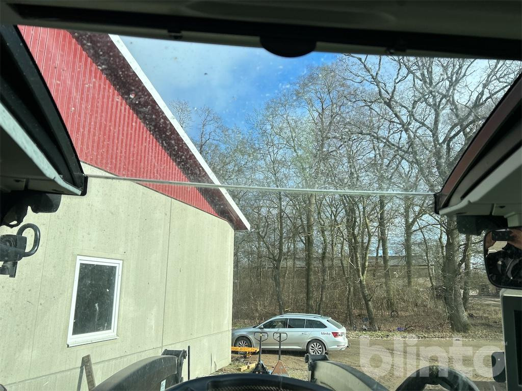 Tractor Claas Arion 460