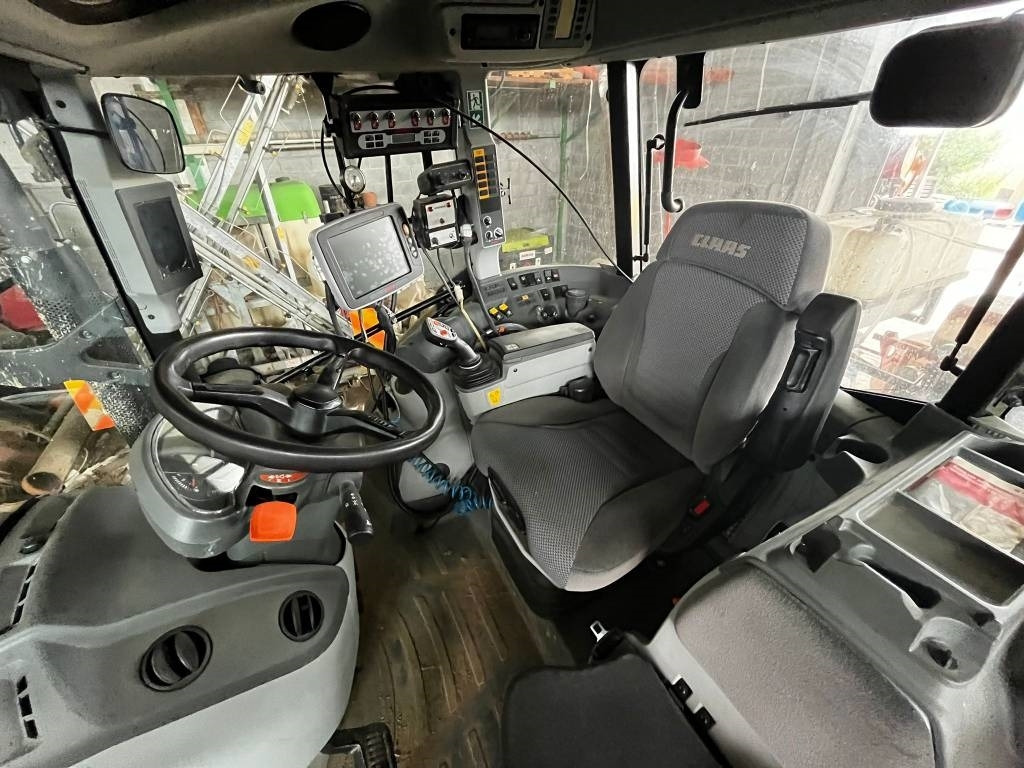 Tractor Claas Arion 470