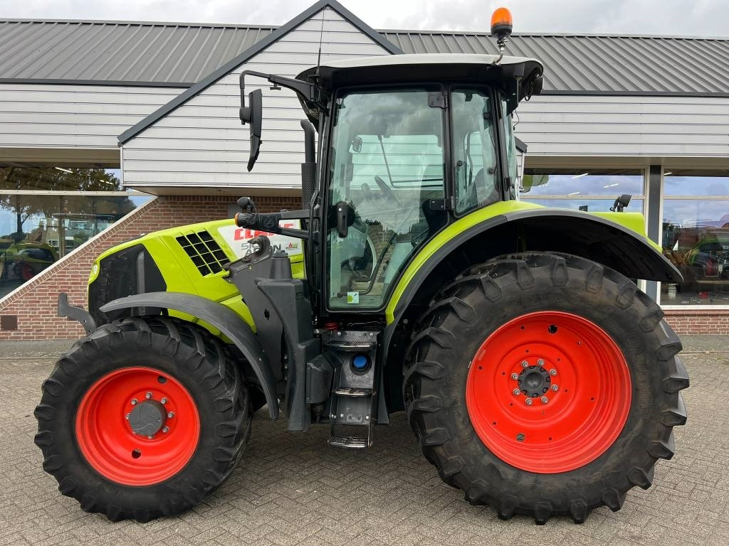 Tractor Claas Arion 510 CIS