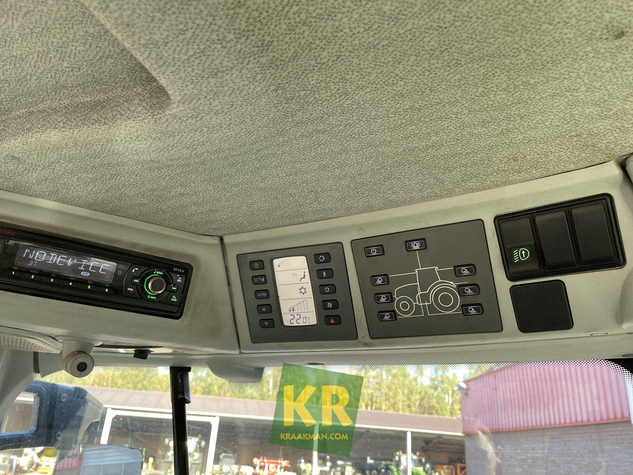 Tractor Claas Arion 530