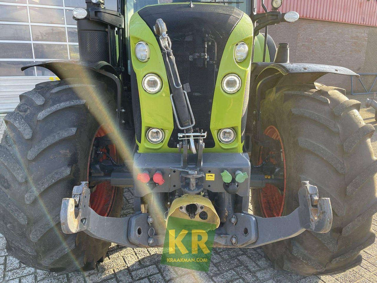 Tractor Claas Arion 530