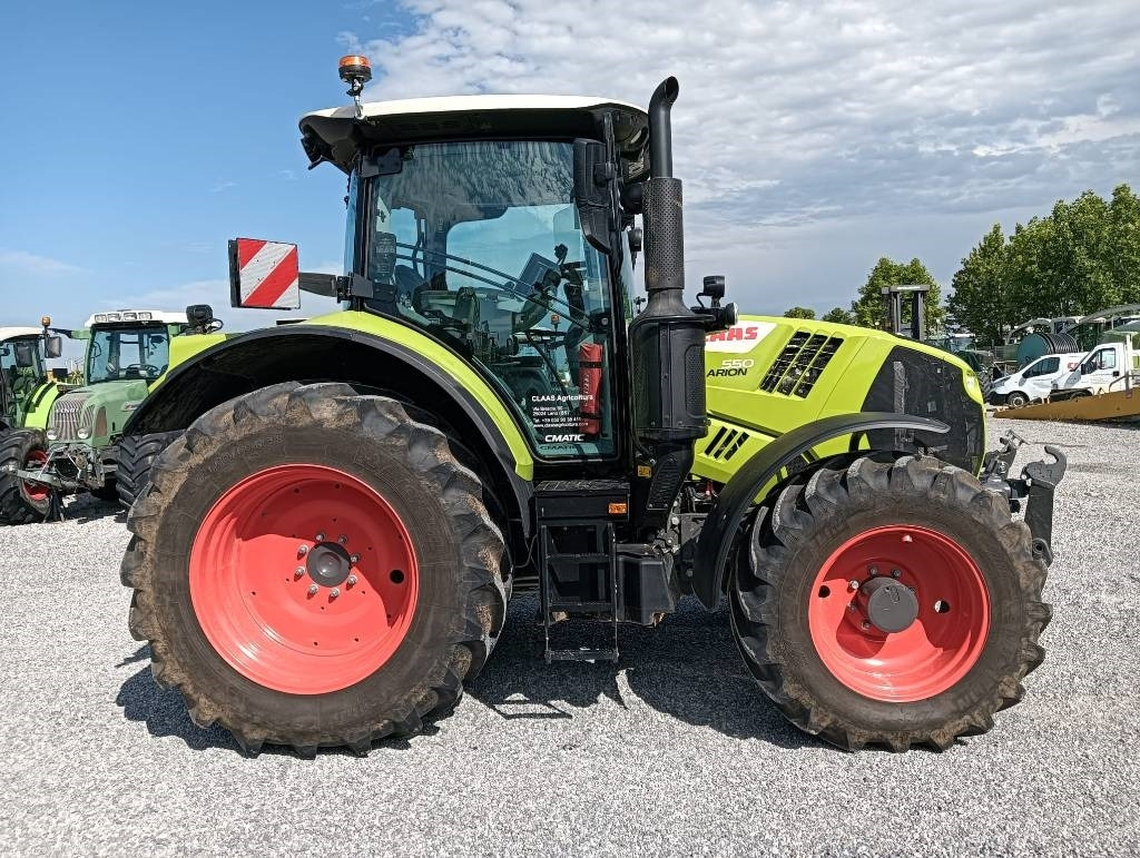 Tractor Claas Arion 550 Cmatic
