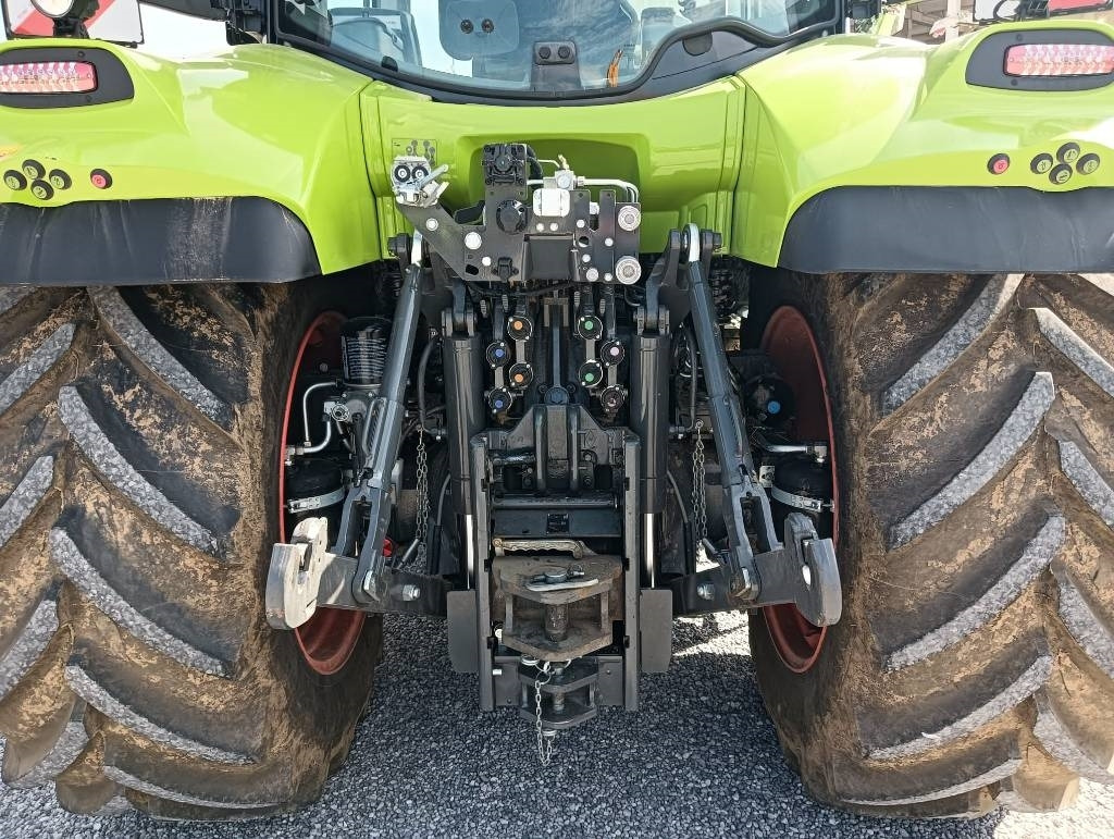 Tractor Claas Arion 550 Cmatic