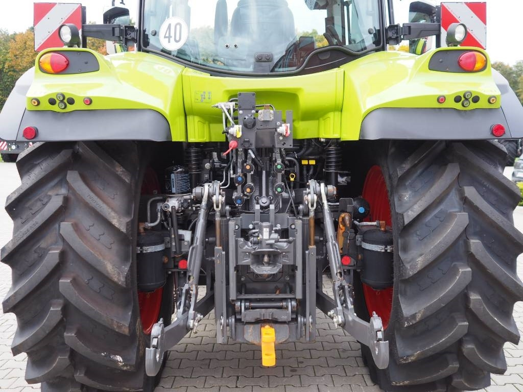 Tractor Claas Arion 610 CIS