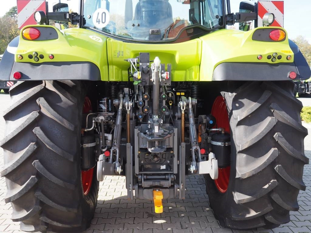 Tractor Claas Arion 610 CIS