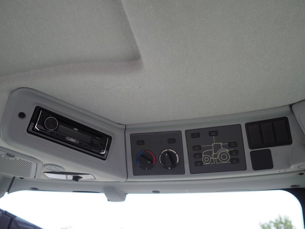 Tractor Claas Arion 610 CIS