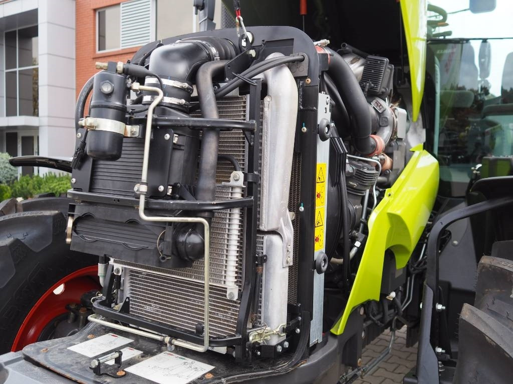 Tractor Claas Arion 610 CIS