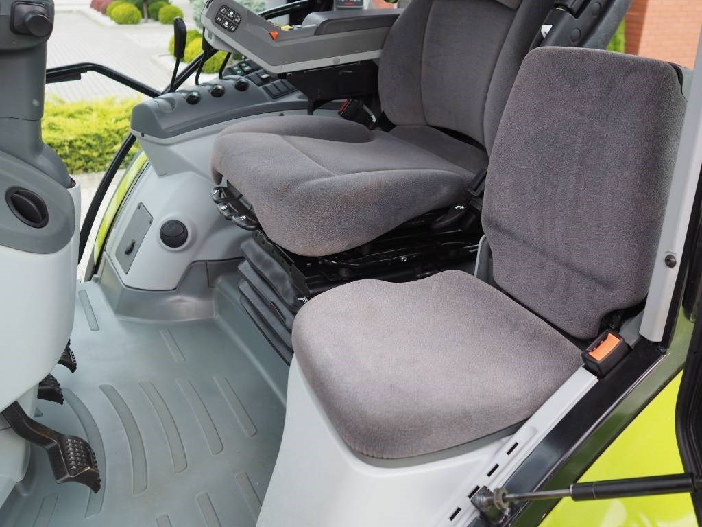 Tractor Claas Arion 610 CIS